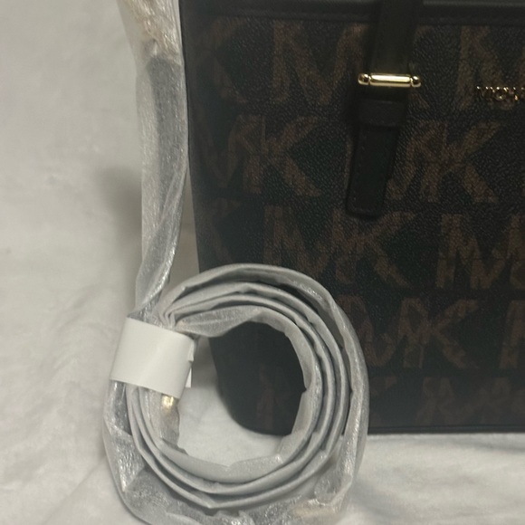 Michael Kors Jet Set Traveler Black and Brown Women's Shoulder Bag/Crossbody Bag - Picture 6 of 11